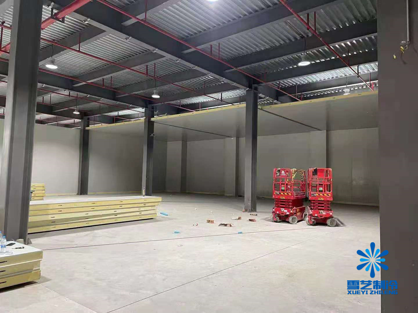兄弟建材保温材料仓储